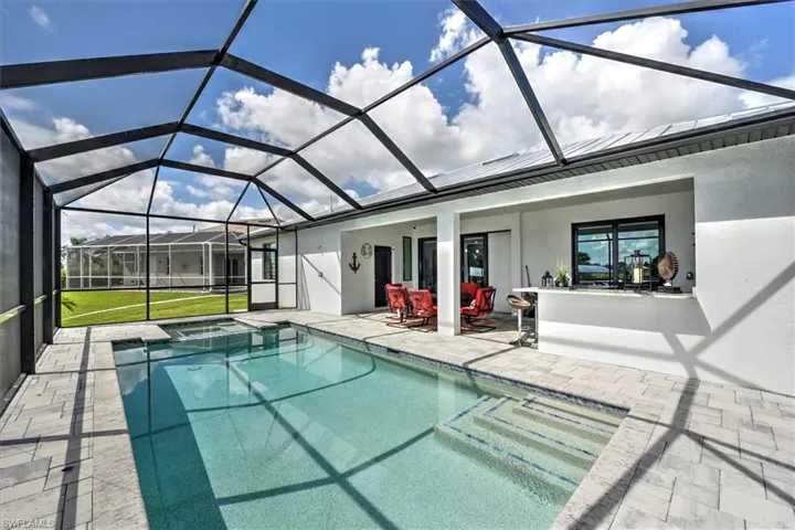 3113 Sw 18th Ave, Cape Coral, Florida 33914