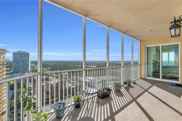 Balcony City-view