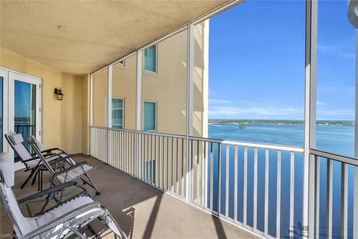 Balcony Water-view