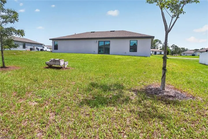 177 Blackstone Dr, Fort Myers, Florida 33913