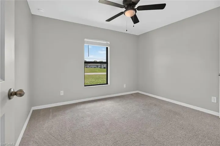 177 Blackstone Dr, Fort Myers, Florida 33913