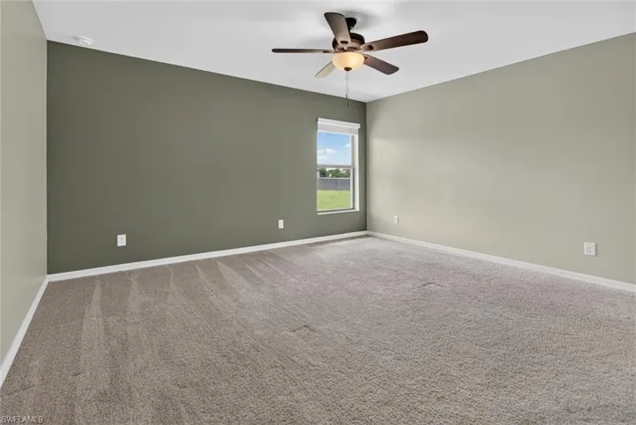 177 Blackstone Dr, Fort Myers, Florida 33913