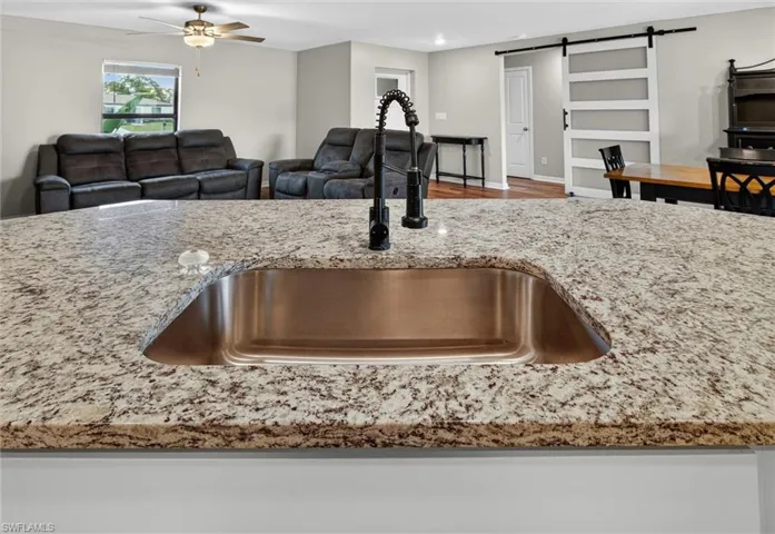 177 Blackstone Dr, Fort Myers, Florida 33913