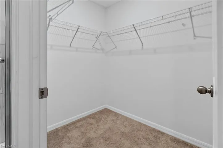 177 Blackstone Dr, Fort Myers, Florida 33913