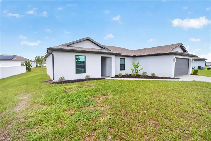 177 Blackstone Dr, Fort Myers, Florida 33913