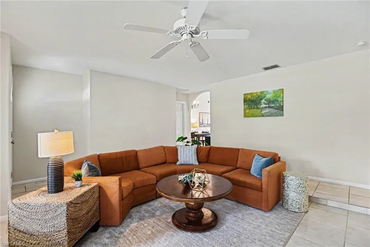 610  Retunda W PKWY, Cape Coral, FL 33904