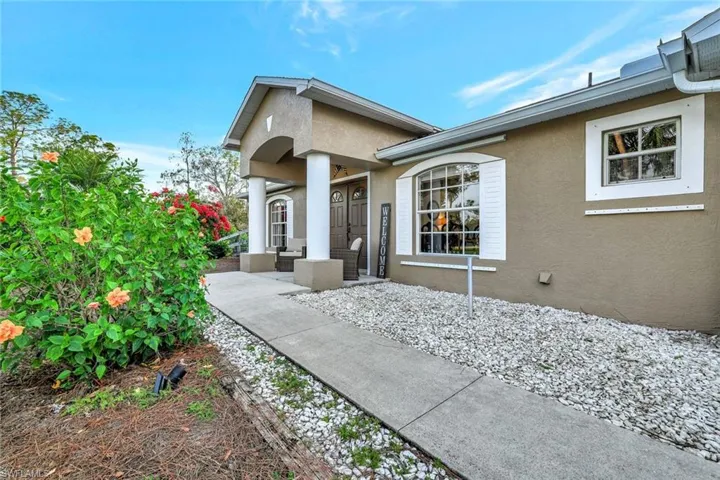 231 16th St Ne, Naples, Florida 34120