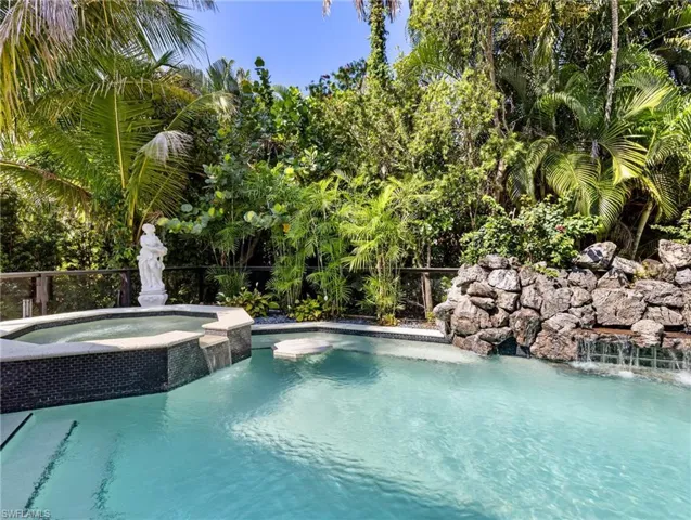 14500 Ocean Bluff Dr, Fort Myers, Florida 33908