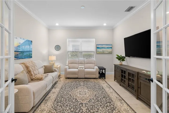 17489 Aquila Ct, Fort Myers, Florida 33913
