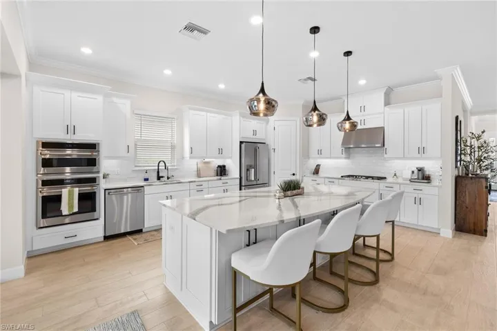 17489 Aquila Ct, Fort Myers, Florida 33913