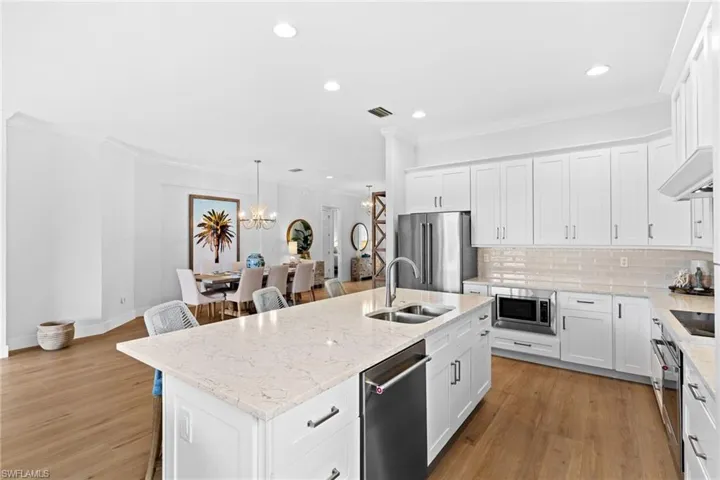 10240  Gator Bay  CT, Naples, FL 34120