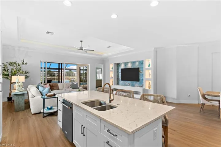 10240  Gator Bay  CT, Naples, FL 34120