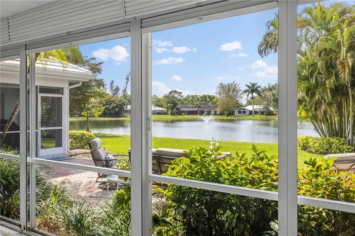 621  Jacana  CIR, Naples, FL 34105
