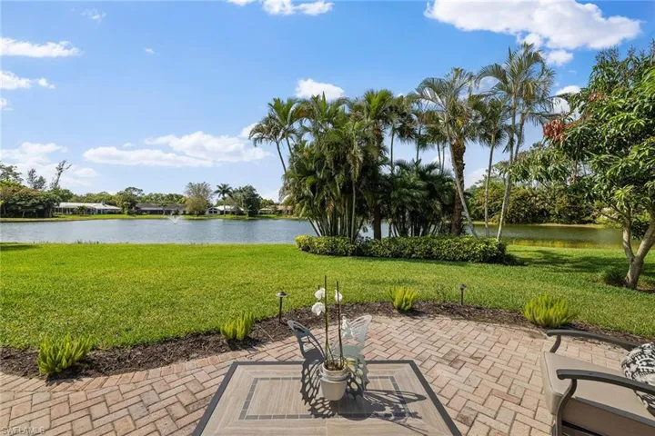 621  Jacana  CIR, Naples, FL 34105