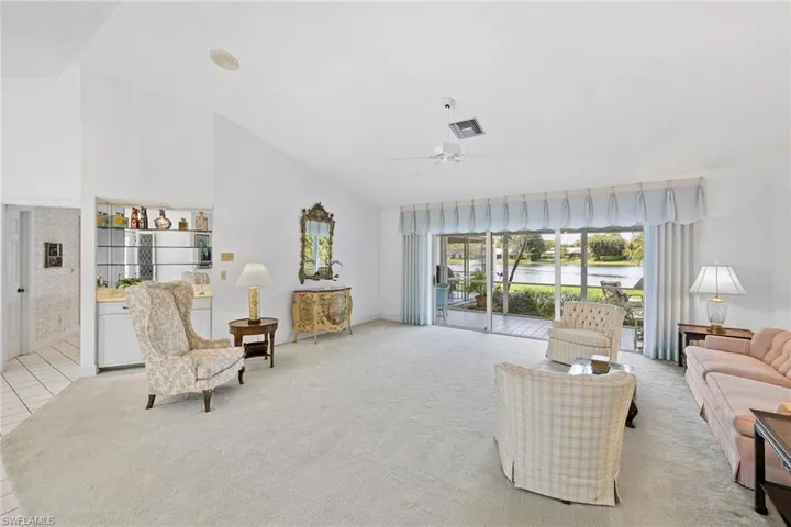 621  Jacana  CIR, Naples, FL 34105