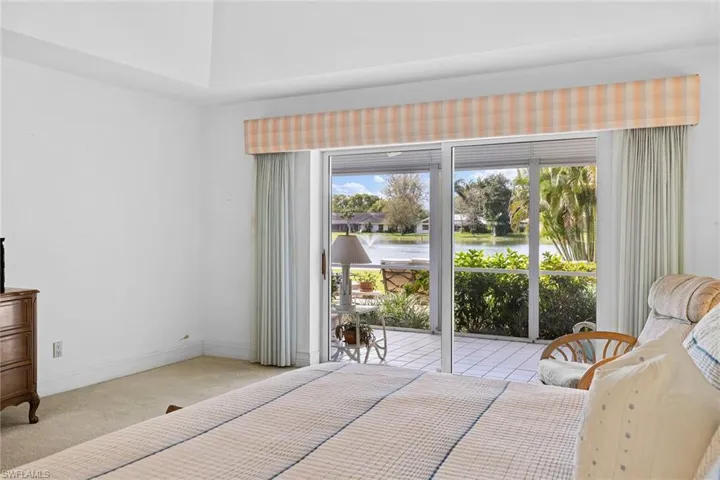 621  Jacana  CIR, Naples, FL 34105