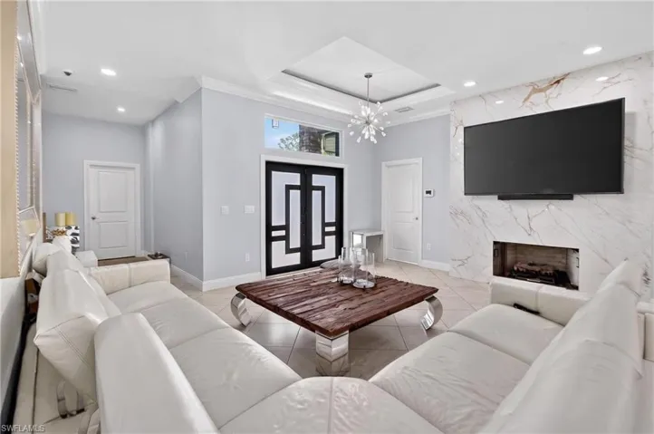 2863 Everglades Blvd N, Naples, Florida 34120