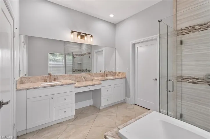 2863 Everglades Blvd N, Naples, Florida 34120