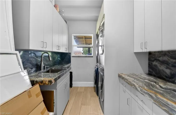 2863 Everglades Blvd N, Naples, Florida 34120
