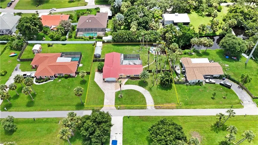 Drone / aerial view