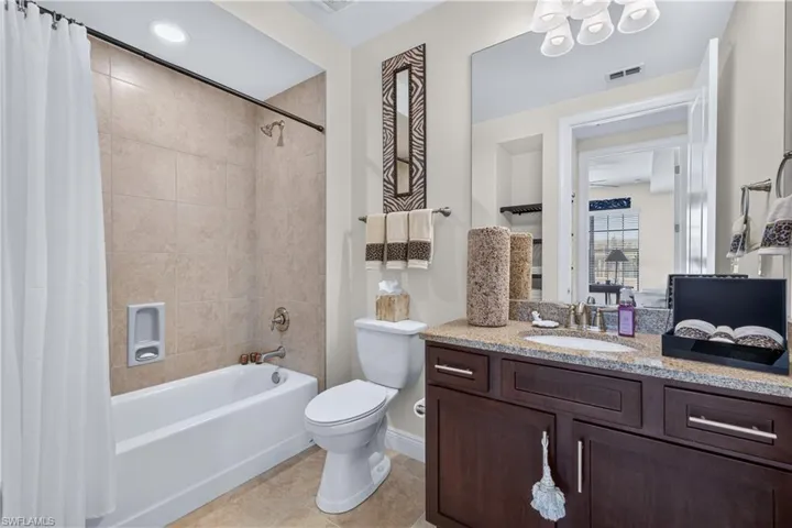 23161 Fashion Dr 7210, Estero, Florida 33928