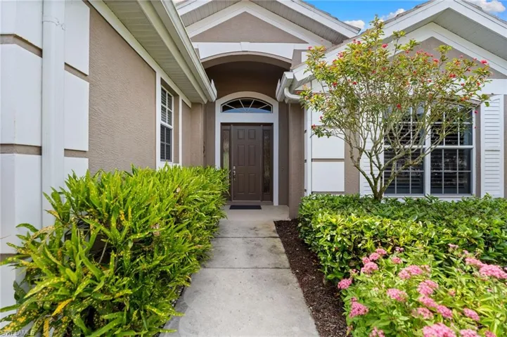 1717  Winding Oaks  WAY, Naples, FL 34109