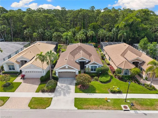 1717  Winding Oaks  WAY, Naples, FL 34109