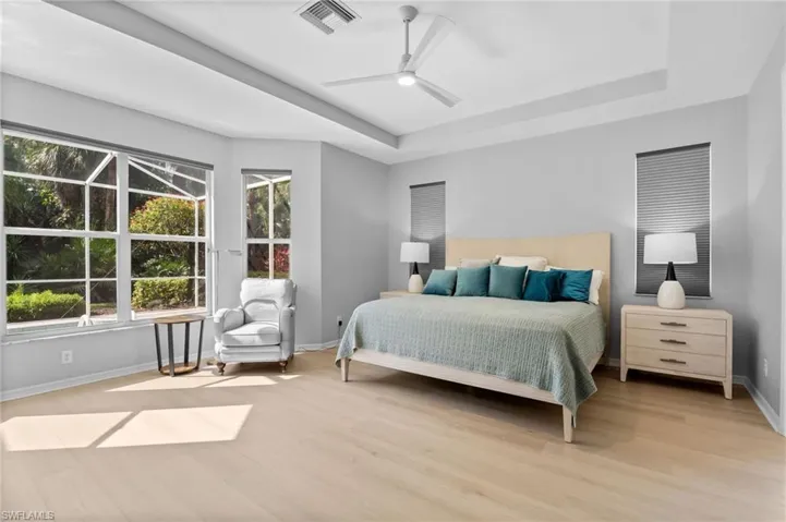 1717  Winding Oaks  WAY, Naples, FL 34109