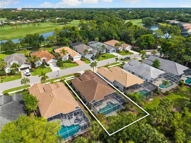 1717  Winding Oaks  WAY, Naples, FL 34109