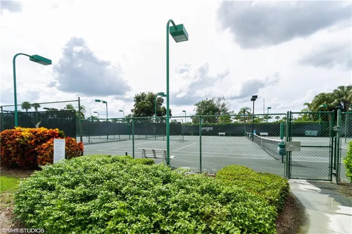 2608 Sailors Way 122, Naples, Florida 34109