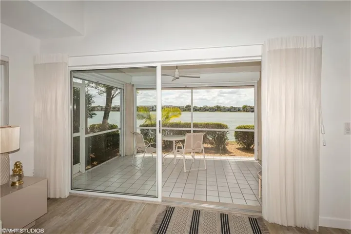 2608 Sailors Way 122, Naples, Florida 34109