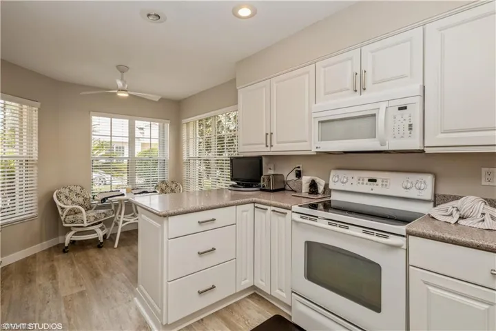 2608 Sailors Way 122, Naples, Florida 34109