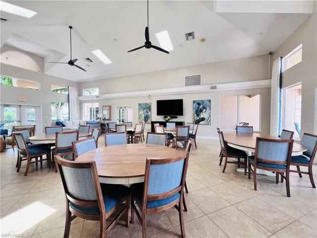 3250 Crown Pointe Blvd 101, Naples, Florida 34112