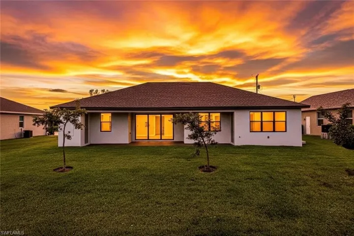 2721 Sw 11th Ave, Cape Coral, Florida 33914