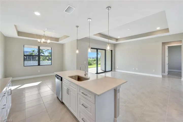 2721 Sw 11th Ave, Cape Coral, Florida 33914