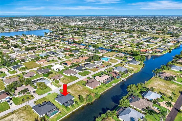 2721 Sw 11th Ave, Cape Coral, Florida 33914