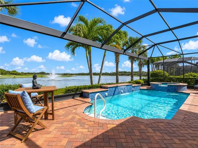 10264 Porto Romano Dr, Miromar Lakes, Florida 33913