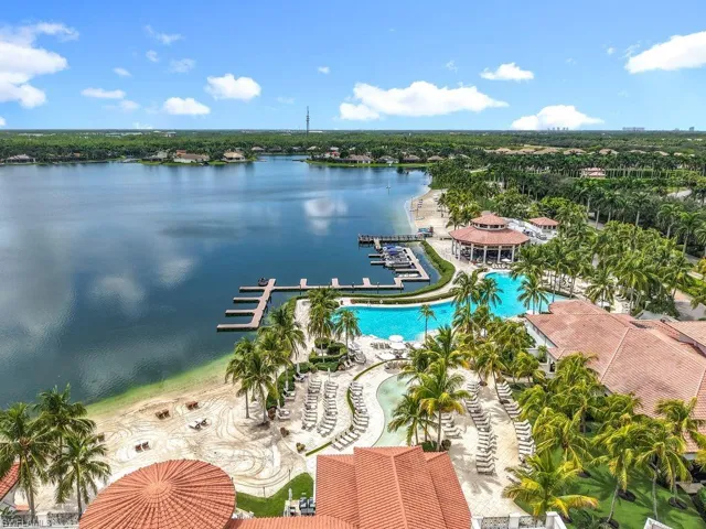 10264 Porto Romano Dr, Miromar Lakes, Florida 33913