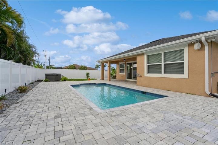 Beautiful heated pool