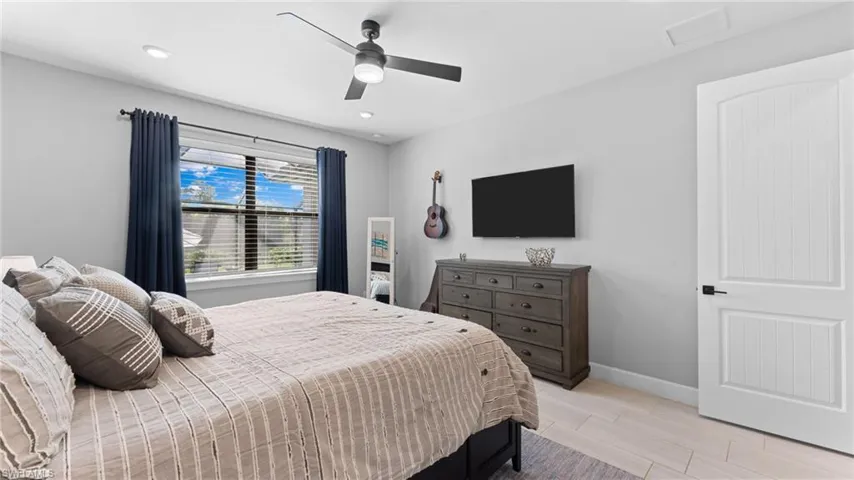 3898  Spotted Eagle  WAY, Fort Myers, FL 33966