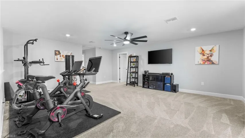 Many possible uses for this loft area