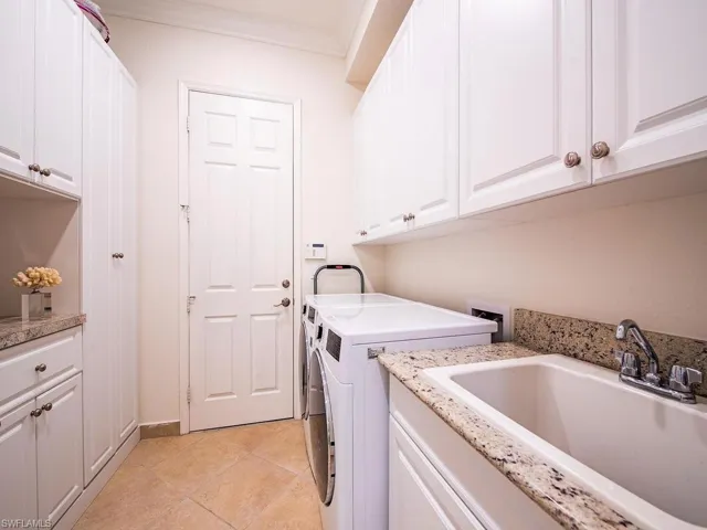 13834 Callisto Ave, Naples, Florida 34109