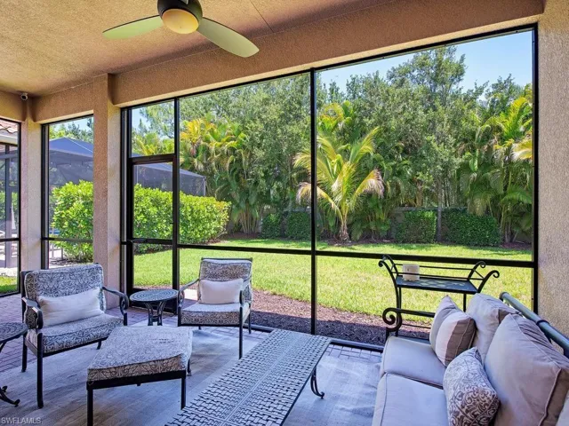 13834 Callisto Ave, Naples, Florida 34109
