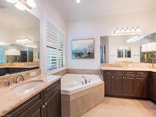13834 Callisto Ave, Naples, Florida 34109