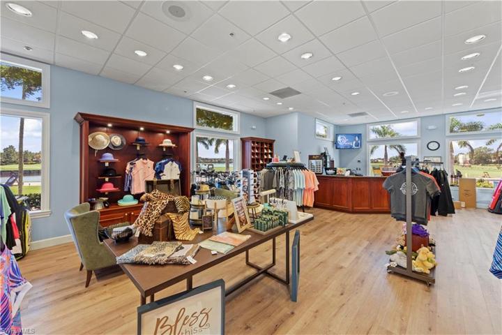Golf Shop