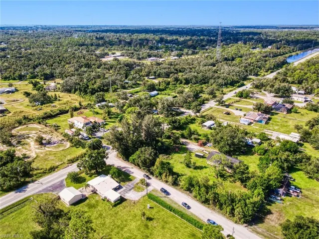18090  Matt  RD, North Fort Myers, FL 33917