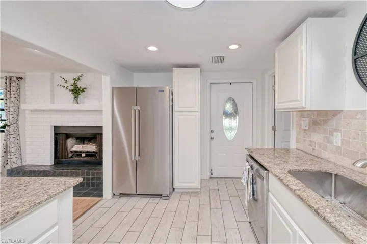 18090  Matt  RD, North Fort Myers, FL 33917