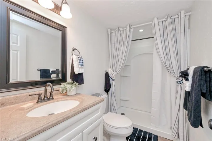 18090  Matt  RD, North Fort Myers, FL 33917