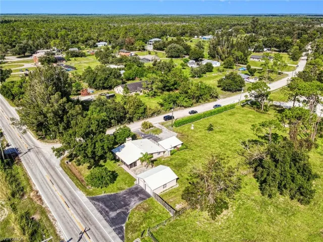 18090  Matt  RD, North Fort Myers, FL 33917
