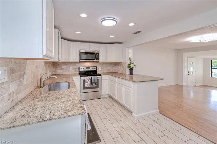 18090  Matt  RD, North Fort Myers, FL 33917